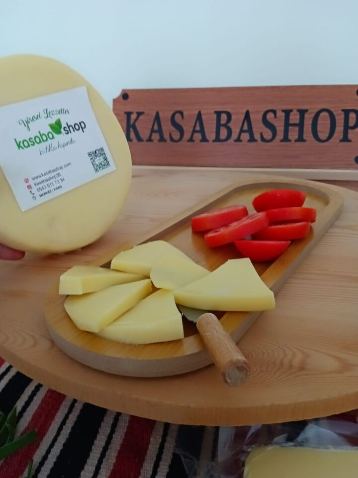 Kars Göbek Kaşarı 1 Kg